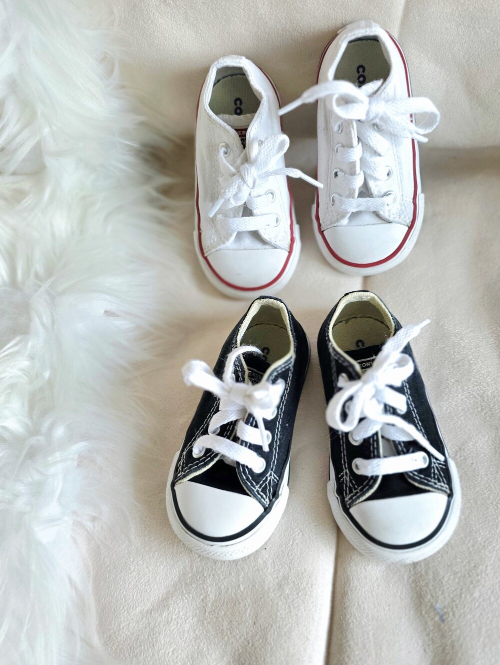 Black and White Toddler Converse Low Top Sneakers Both size 5 - Picture 12 of 13